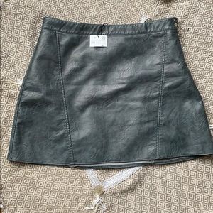 ZARA Basic Faux Leather Skirt-NWTs